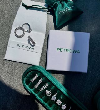 Tvůj příběh, tvůj šperk. Najdi si ten pravý na www.petrowa.cz 💍